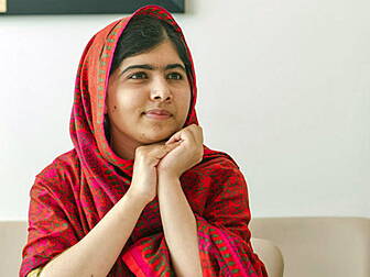 10 jailed over Malala shooting